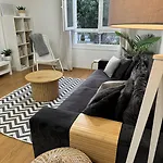 Apartment Allora *